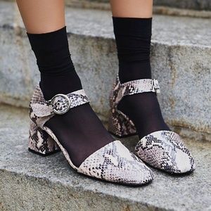 Free People Snake Bardot Block Heel BRAND NEW ✨